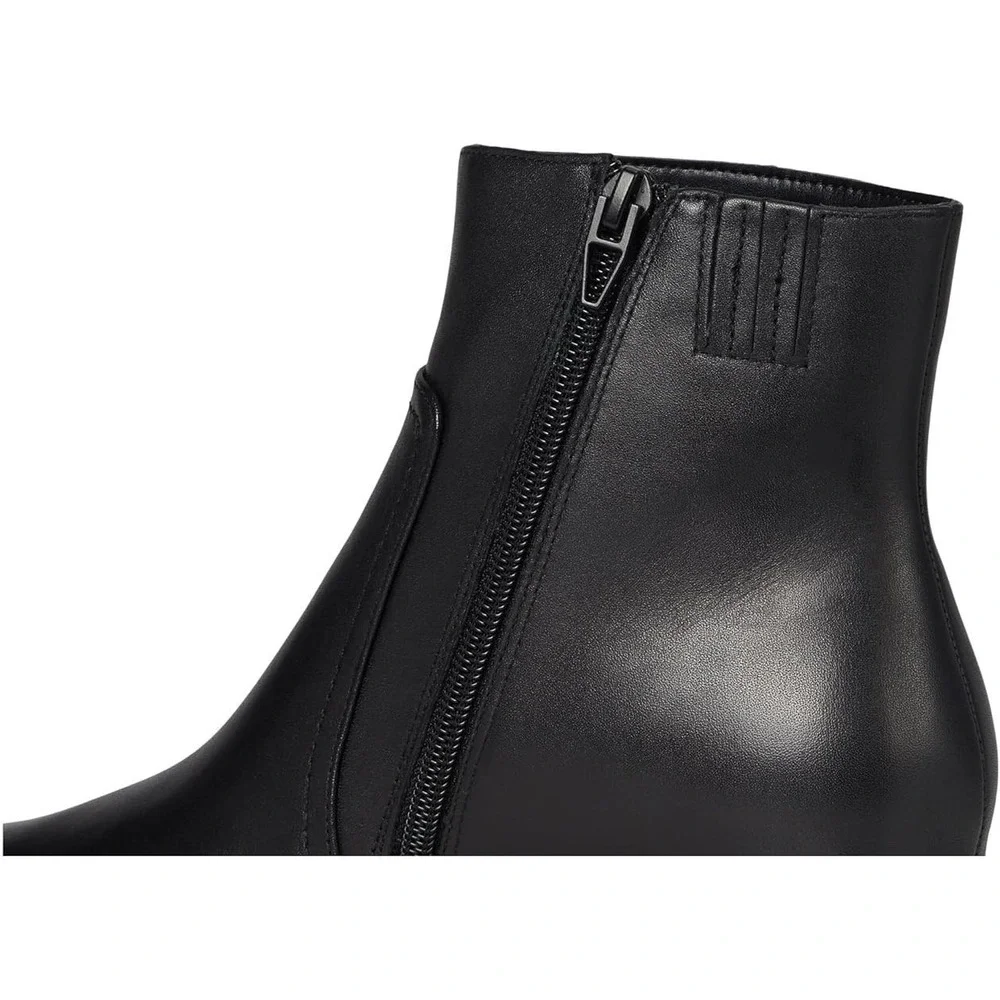 NWOB‎ Dolce Vita womens Fahari H2o Boots Size 6